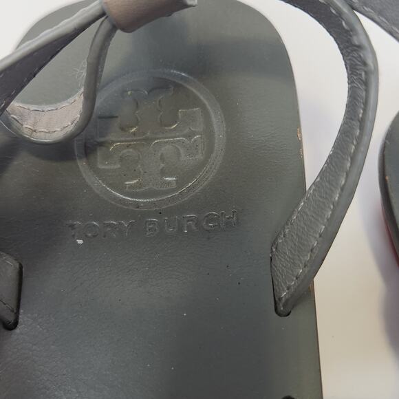 Tory Burch Women Gray Leather T Strap Thong Sandal Size 7.5M Gold Tone Logo - Picture 5 of 10